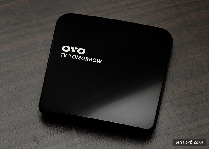 梅問題—《OVO 4K智慧電視盒》看戲劇、玩遊戲、上網聊天購物一機搞定