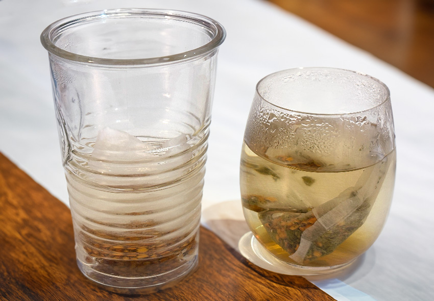 玄米茶自製指南:居家就能自炒玄茶,健康又無咖啡因