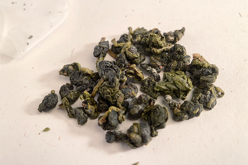 申時七茶-茶包過期了還能喝嗎？與如何辨茶是否已受潮或發霉