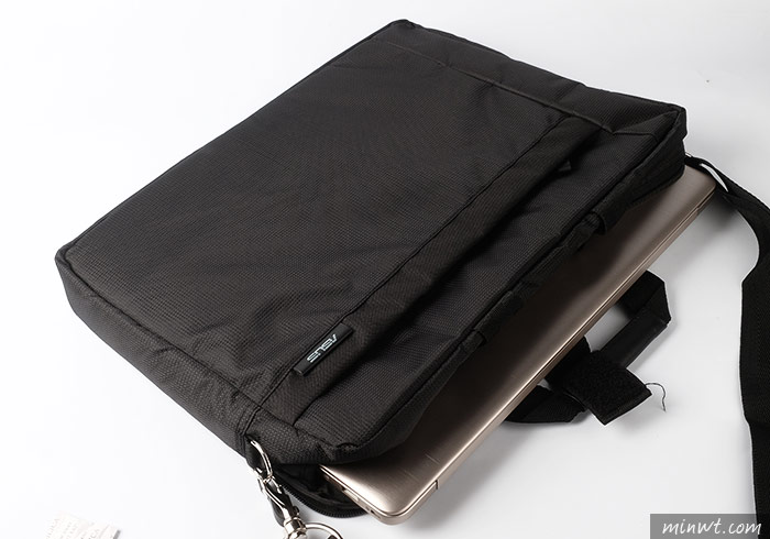 梅問題－ASUS VivoBook Pro 15吋金屬輕薄，競速高效能筆電