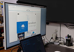 [開箱] BenQ ScreenBar 智能螢幕掛燈，省空間且螢幕不反光，讓工作區更明亮、更舒服
