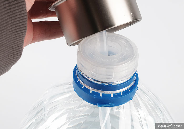 梅問題－桶裝水專用的自動出水壓水器