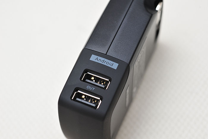 梅問題－3C-《Buffalo 4A》一顆抵四顆大電流USB充電器