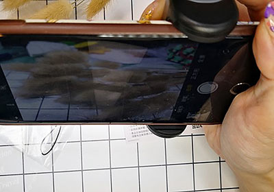 [開箱] Just Mobile Shutter Grip 手機專用的藍牙快門手把入手實測
