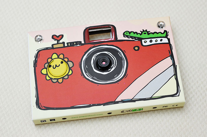 梅問題-攝影器材分享－《紙相紙》 新奇、好玩、趣味的玩具紙相機