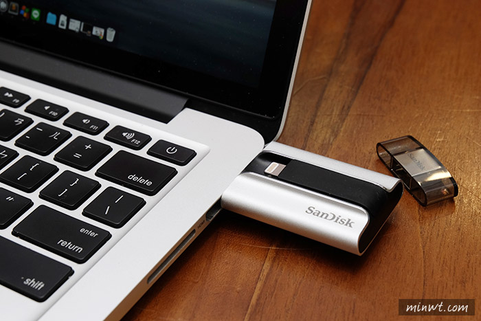 梅問題-《Sandisk iXpand》iPhone/iPad專用隨身碟解決容量不足的問題