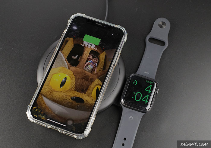 梅問題-[開箱] 日本SEKC二合一無線充電盤，可同時快充iPhone與Apple Watch