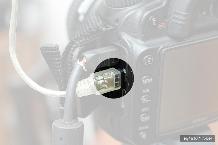 梅問題－[DIY]《TL-MR3040》改裝成單眼相機無線模組(適用Nikon/Canon)