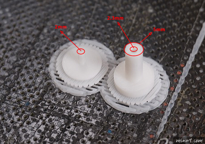 梅問題-UP!Mimi2 列印精細度大考驗，列印插梢修復壞掉的學習鐘
