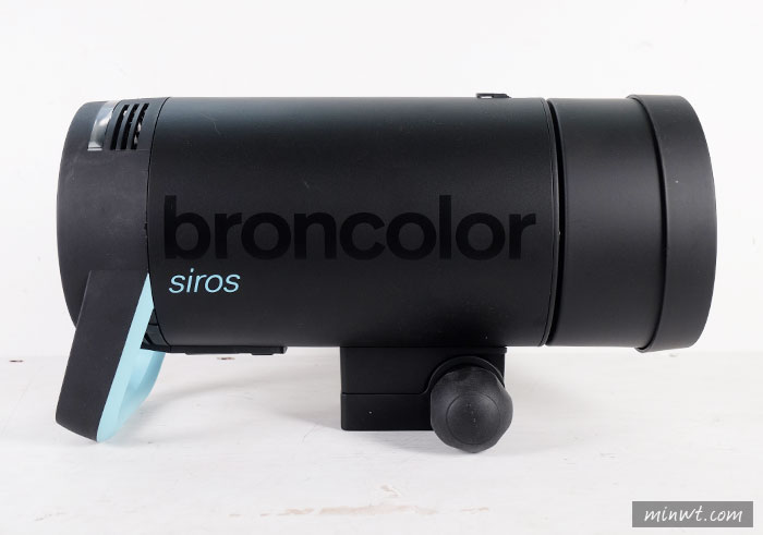 梅問題－《Broncolor Siros》高速凝結與WIFI操控棚燈初體驗-棚燈界的勞斯萊斯