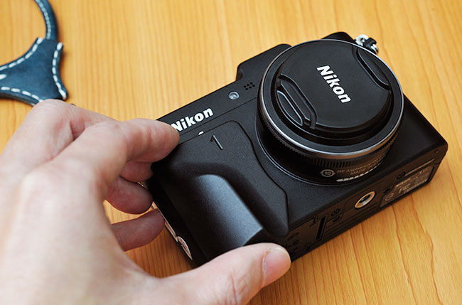 梅問題-攝影器材分享－如何購買Nikon1 V1專用手把
