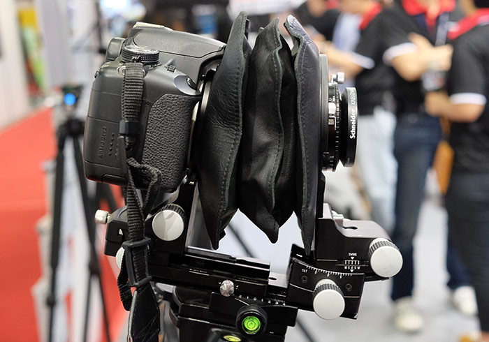 CAMBO ACTUS Mini 讓單眼相機變成4×5大型蛇腹相機