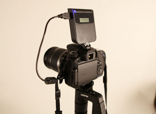 梅問題－攝影器材分享－《CameraMator無線模式》讓Canon/Nikon單眼可由行動裝置來無線傳輸與操控
