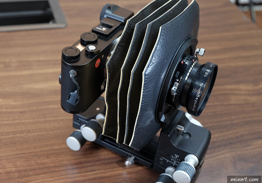 梅問題-3D印表機列印Cambo AC-791的Leica轉接環，實現Leica CL也可用蛇腹的夢想