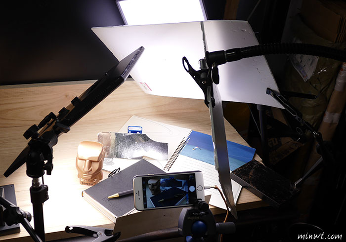 梅問題-「手機商品攝影-8」雙燈拍出小金人摩艾文具商品