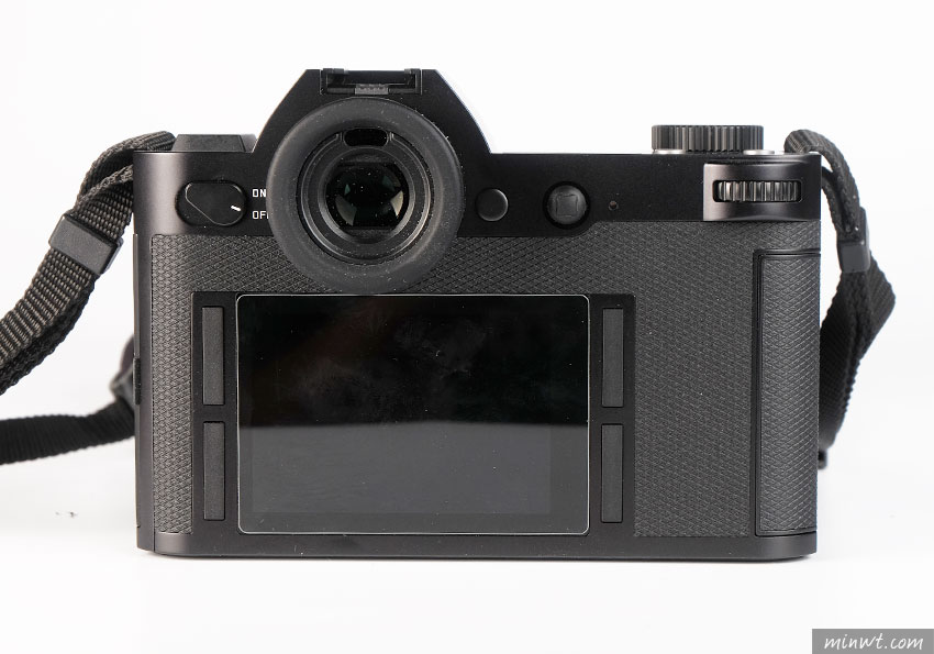 梅問題-[開箱] Leica SL 搭配18mm餅乾鏡，輕巧又好拍