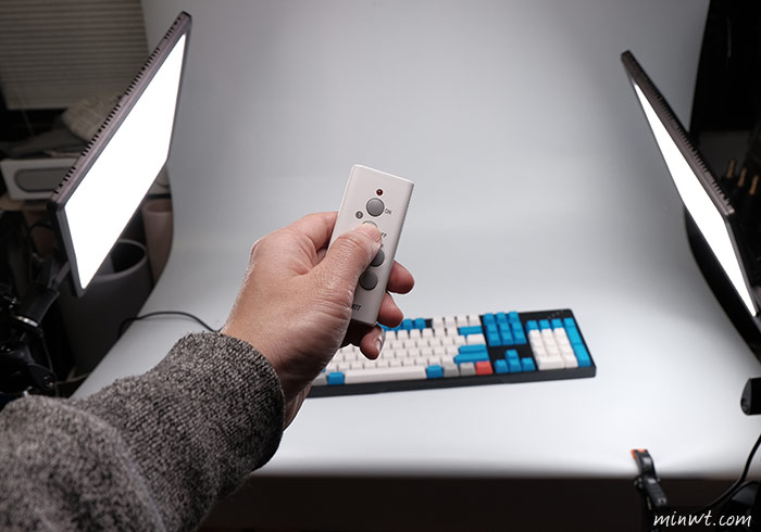 梅問題－「手機商品攝影-15」會發光的鍵盤要如何拍
