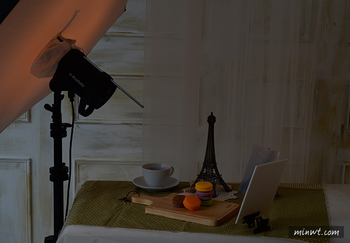 梅問題-美食攝影-單燈拍出五彩繽紛的可口馬卡龍