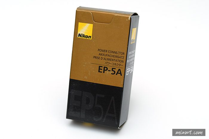 梅問題-《Nikon EP-5A》假電池Nikon Df室內拍攝不必擔心沒電