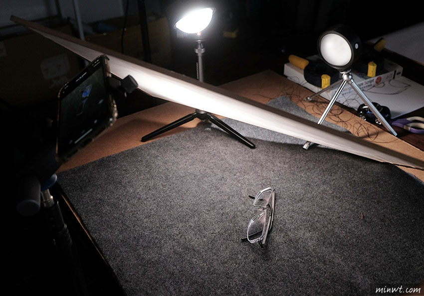 梅問題-3D列印自製Profoto C1 LED補光燈，腳架支撐環