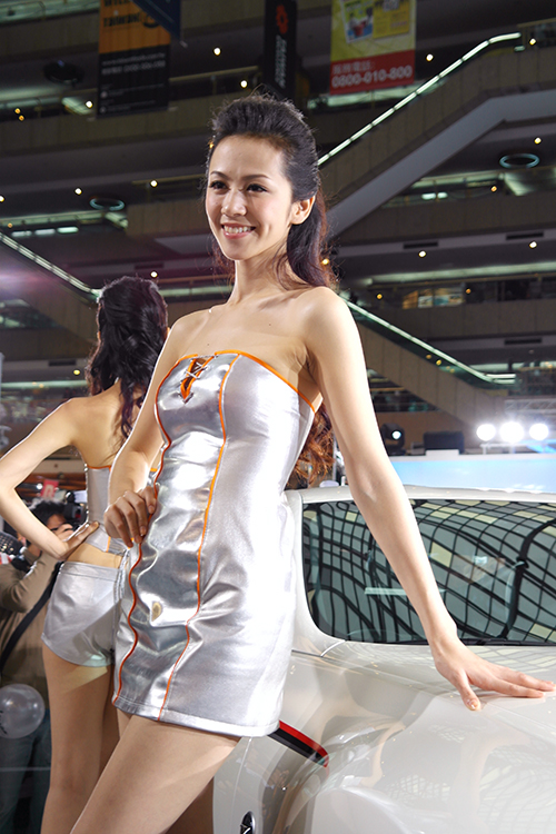梅問題-攝影器材分享-Samsung NX200直擊2012台北車展特集