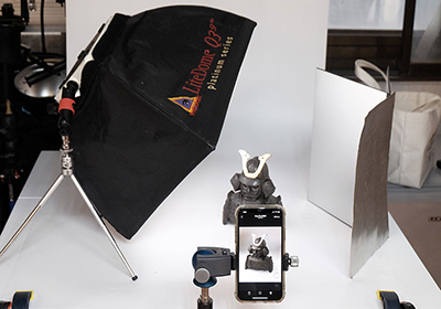 用3D印表機，自製Profoto C1專用的柔光罩接環，讓佈光更方