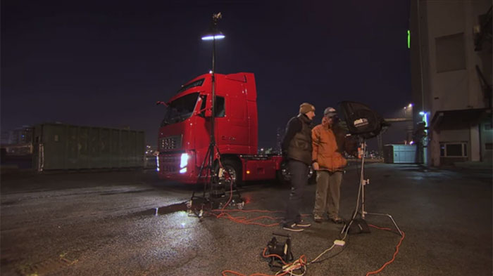 梅問題-商品攝影-利用單燈就能拍出Volvo卡車頭