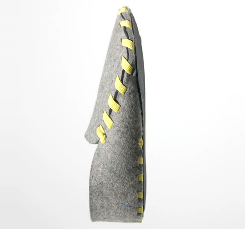 梅問題-生活DIY-1塊羊毛氈+1條鞋帶=簡約時尚室內拖