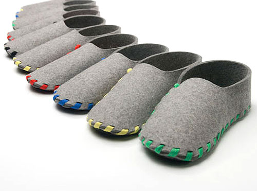 梅問題-生活DIY-1塊羊毛氈+1條鞋帶=簡約時尚室內拖