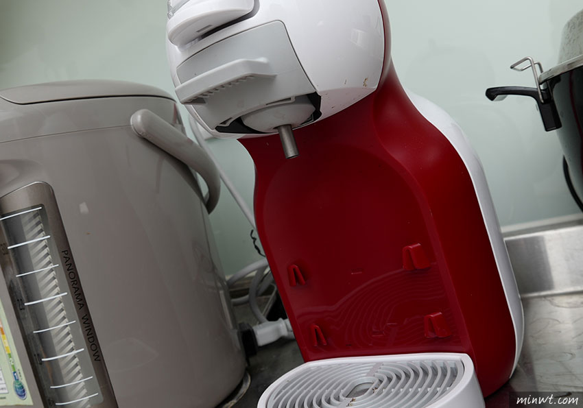 梅問題-300元有找！將雀巢膠囊咖啡機，改造成即熱式飲水機，可沖耳掛式咖啡與茶包
