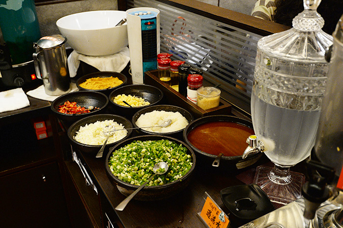 梅問題－食材新鮮、湯頭味美料實在的《火鍋世家》