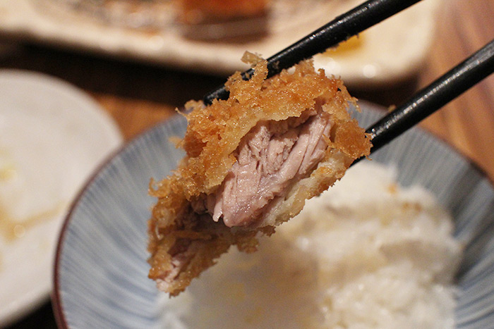 梅問題－《赤神日式豬排》外酥內嫩炸豬排，吃出滿嘴幸福滋味！