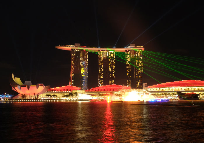 梅問題-《新加坡自助》越夜越美的新加坡夜景巡禮