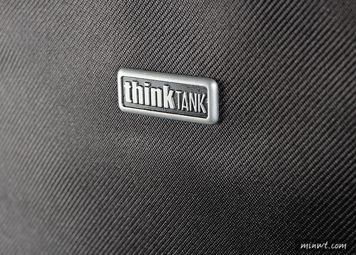 梅問題－《Think Tank-Perception 15》微單、筆電二用減壓雙肩後背坦克包