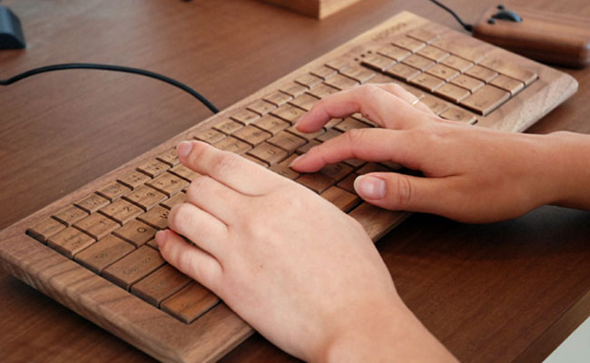 【3C】日本「Hacoa」原木鍵盤滑鼠才夠酷