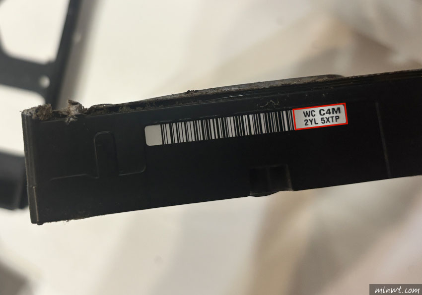 梅問題-當 Synology 出現磁碟無法存取時，要如何正確更換壞掉的硬碟